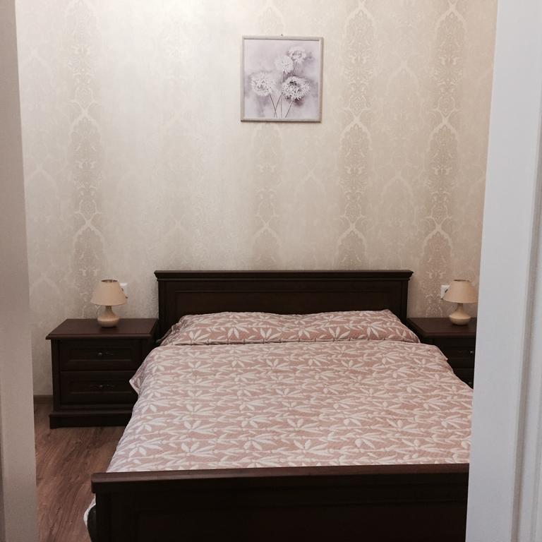 Apartment On Deribasovskaya 18 Odessa Buitenkant foto